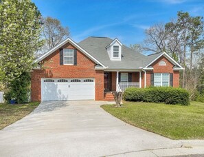 Exterior - Beautiful 3-bedroom house with AC in tranquil North Augusta. (North Augusta)