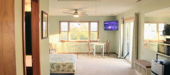 Charming 1-bedroom Apartment above a Local Bakery