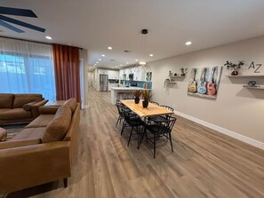 Interior - Walkable Downtown Chandler First Floor Duplex Gem (Chandler)