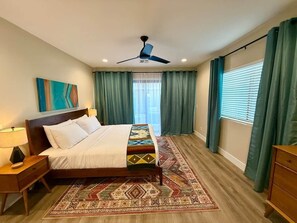 3 bedrooms, iron/ironing board, WiFi, bed sheets - Walkable Downtown Chandler First Floor Duplex Gem (Chandler)