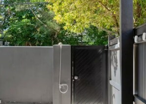 Property grounds - Seashells on Peninsula (Hastings Point)