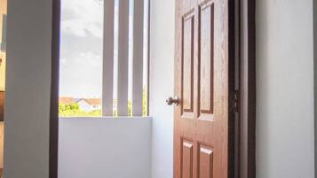 Superior Studio, City View | Interior