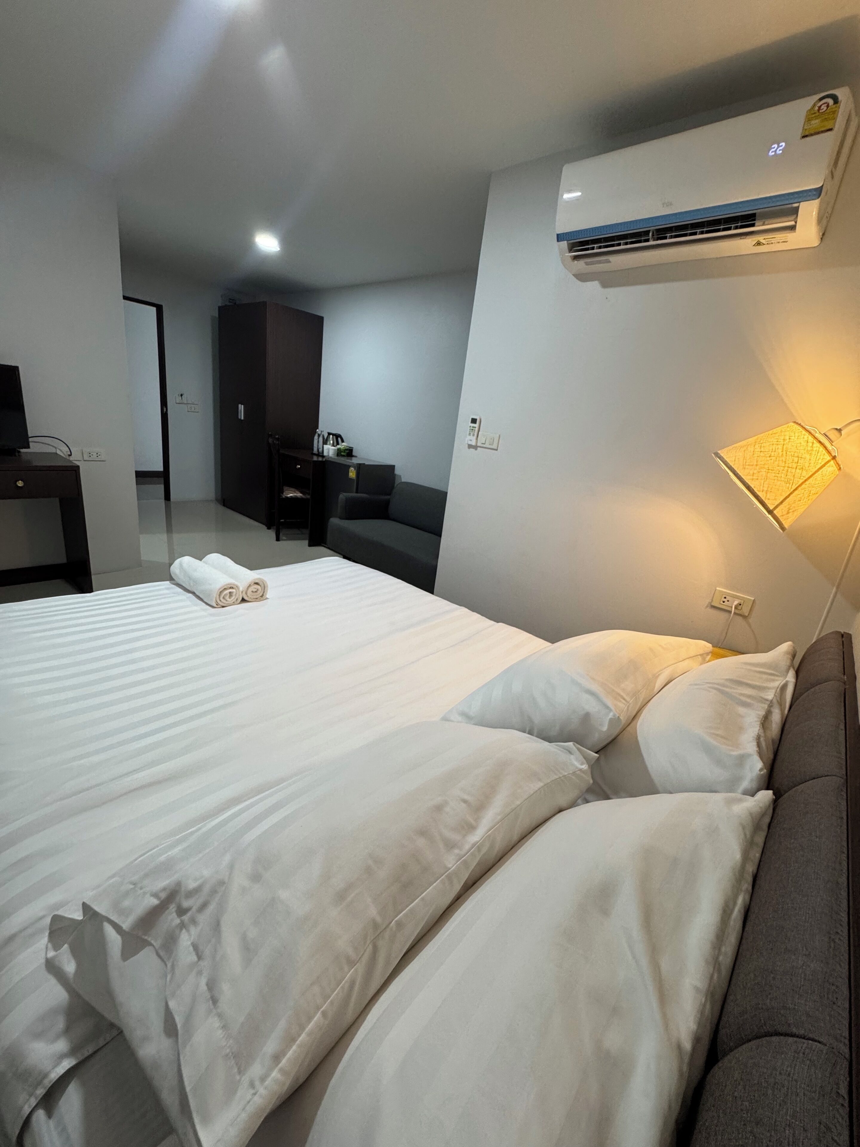 Superior Studio, City View