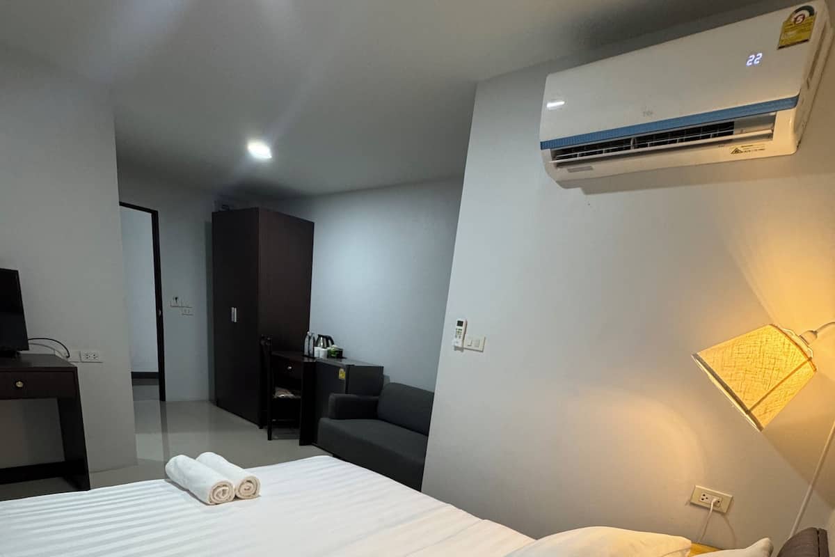 Studio Superior, quang cảnh thành phố