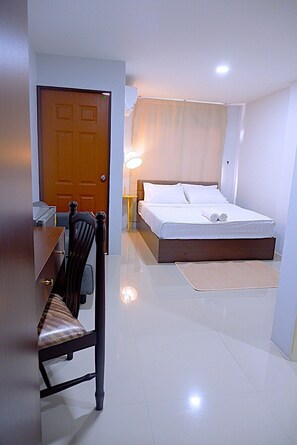 Studio Superior, quang cảnh thành phố