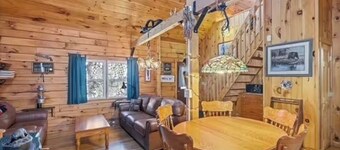 Private Mountain Escape, 50+ Acres, Hiking Trails
