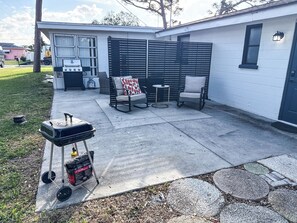 Terrace/patio - Briarwood - Two Cozy space, One perfect stay! (Venice)