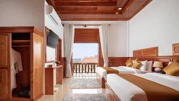 Royal Room, City View