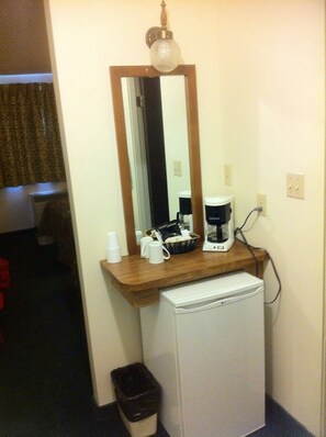 Interior - Cataline Motor Inn (Fraser Lake)