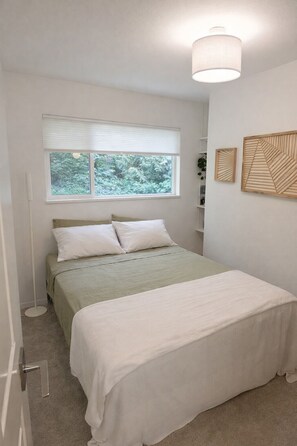 WiFi, bed sheets - Ultimate 4bed West Coast Sanctuary (West Vancouver)