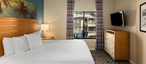 Iron/ironing board, WiFi, bed sheets - 2-bedroom condo in Indio near Festivals - sleeps 6 (Indio)