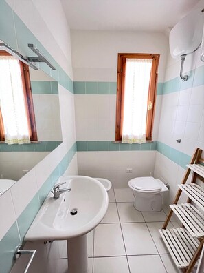 Dusche, Bidet