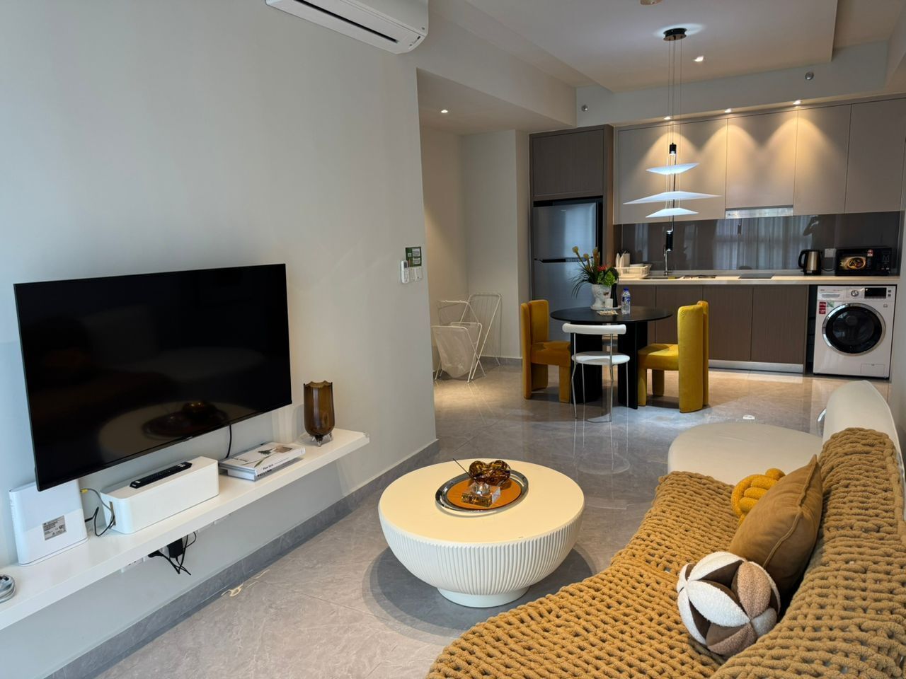 リビング エリア