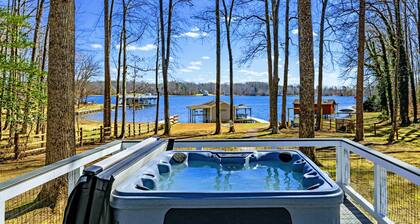 Lakefront Luxury, Hot Tub, Dock, Beach, Games