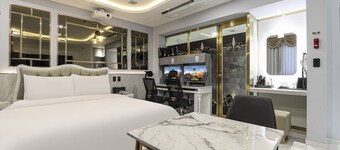 โรงแรม เฟลิเช