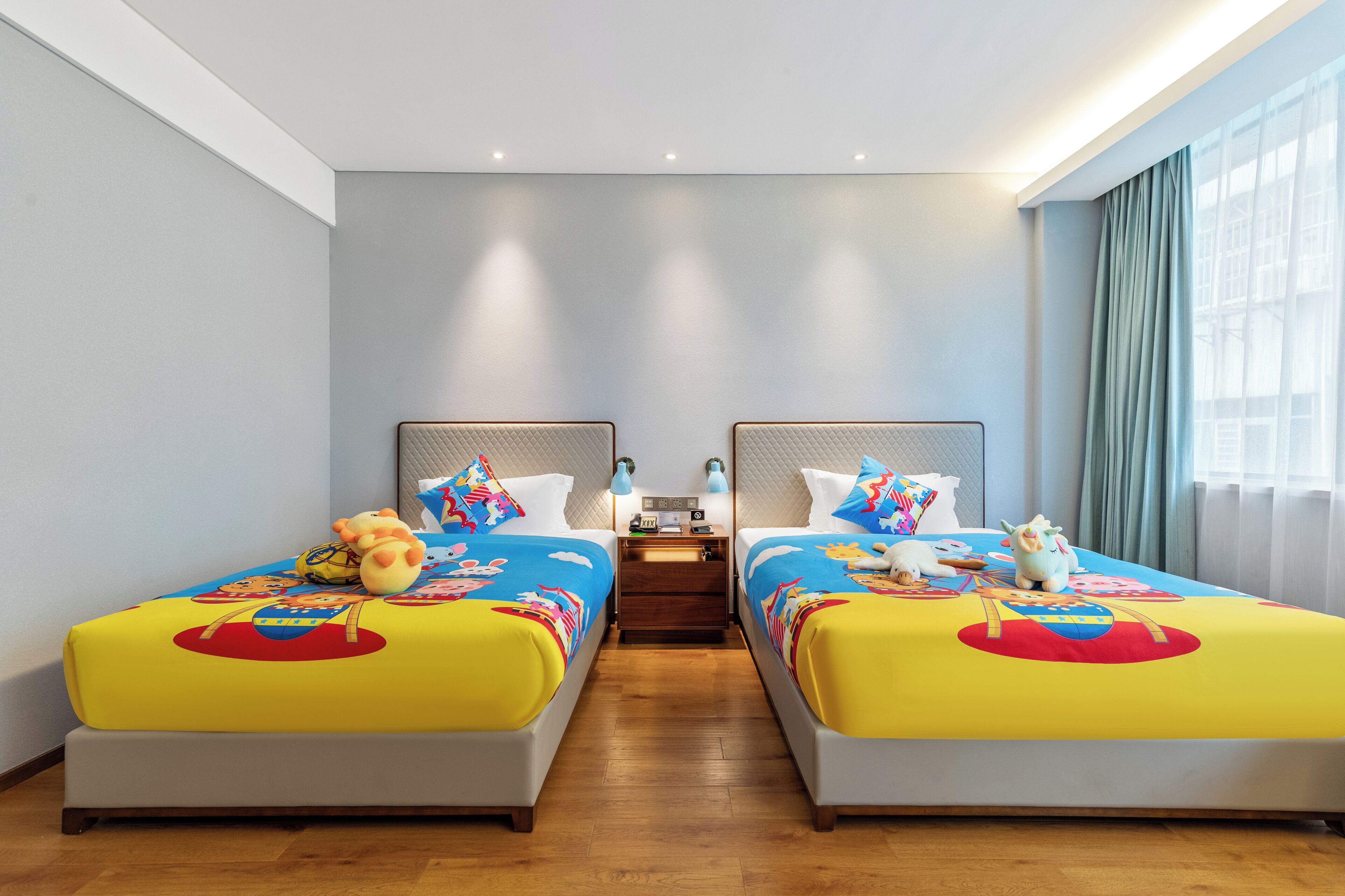 家庭双人房, 部分海景