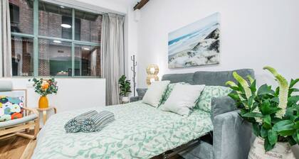 ICC Executive Retreat | 250m to Waterfront & CBD