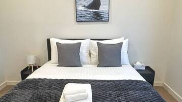 Desk, iron/ironing board, free WiFi, bed sheets