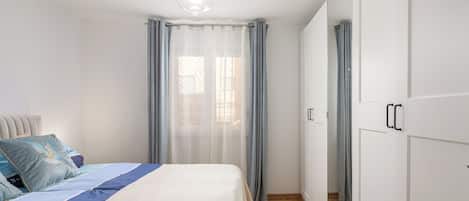 Standard Apartment, Multiple Bedrooms (Apartment Rosa) | 1 bedroom, WiFi, bed sheets