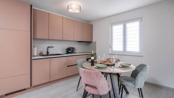 Departamento estándar, 1 habitación, balcón (Apt Rosa Walk To Beach /w Balcony) | Cocina privada