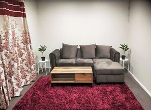 Living area - Stylish Trantham Retreat (Upper Hutt)