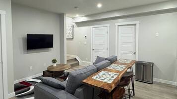 House, 1 Bedroom | Interior
