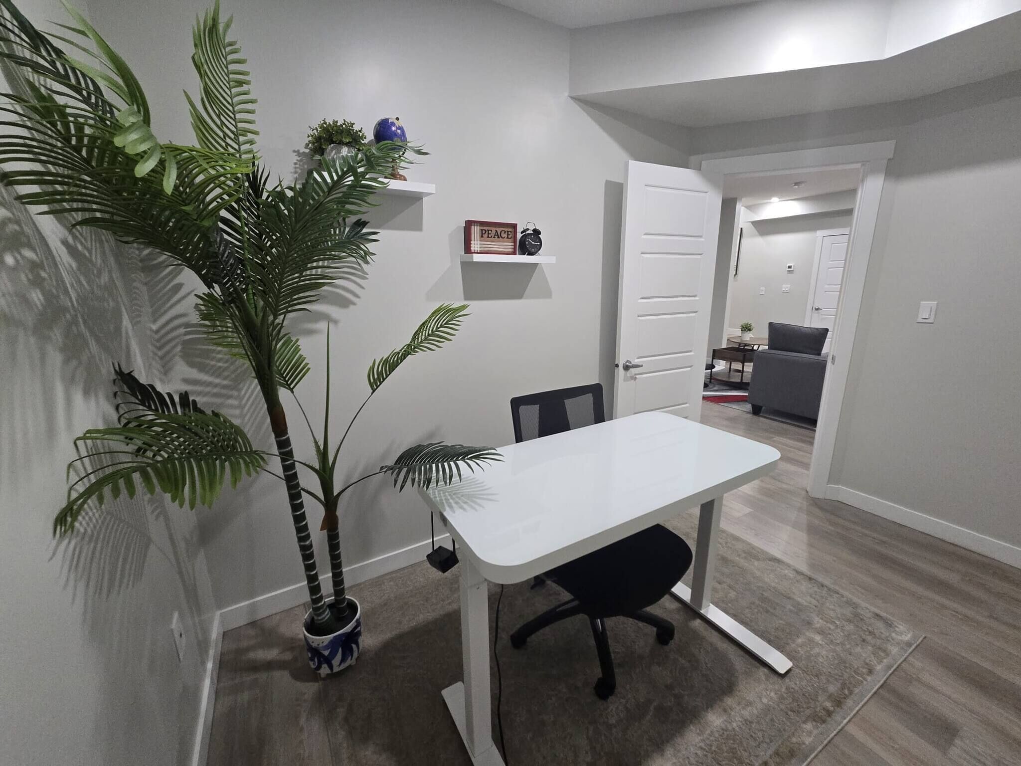 House, 1 Bedroom | Dining