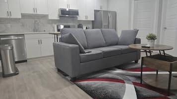 House, 1 Bedroom | Living room