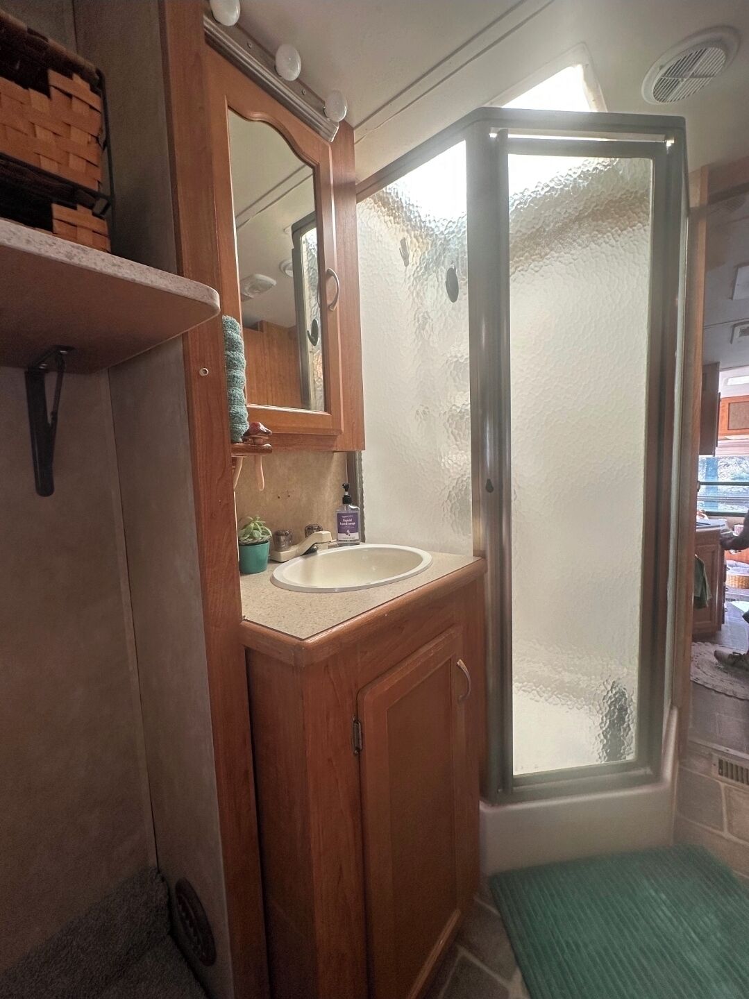 Shower, soap
