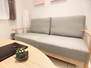 Superior Quadruple Room | Living area - HOTEL CLA-SS HIROSHIMA-TOKAICHI (Hiroshima, Naka-ku Tokaichimachi)