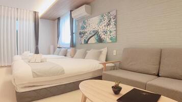 Superior Quadruple Room | Iron/ironing board, free WiFi, bed sheets