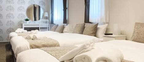 Family Room | Iron/ironing board, free WiFi, bed sheets