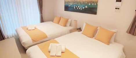 Superior Quadruple Room | Iron/ironing board, free WiFi, bed sheets