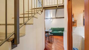 Appartamento luna di miele, 1 camera da letto, microonde (Elegant Loft in CityLife – Wifi -) | Interni