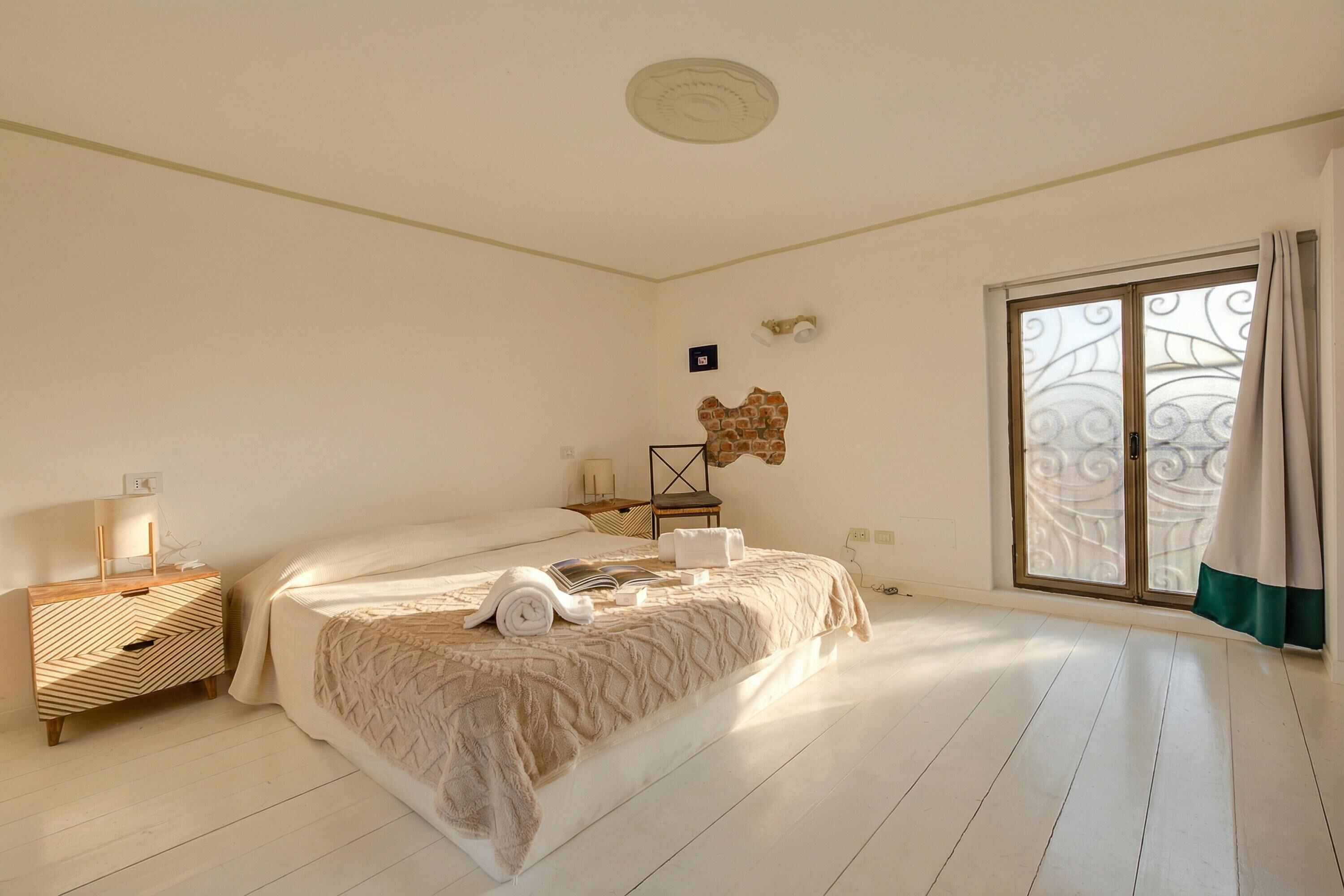 Appartement Lune de Miel, plusieurs chambres (Volpedo Loft) | 1 chambre, fer et planche à repasser, Wi-Fi, draps fournis