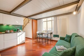Living area - Volpedo Loft (Milan)