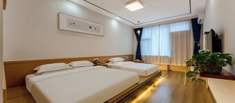 ManBuYunDuan.Theme Inn