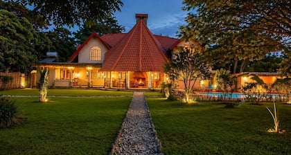 Kitunduni Lodge