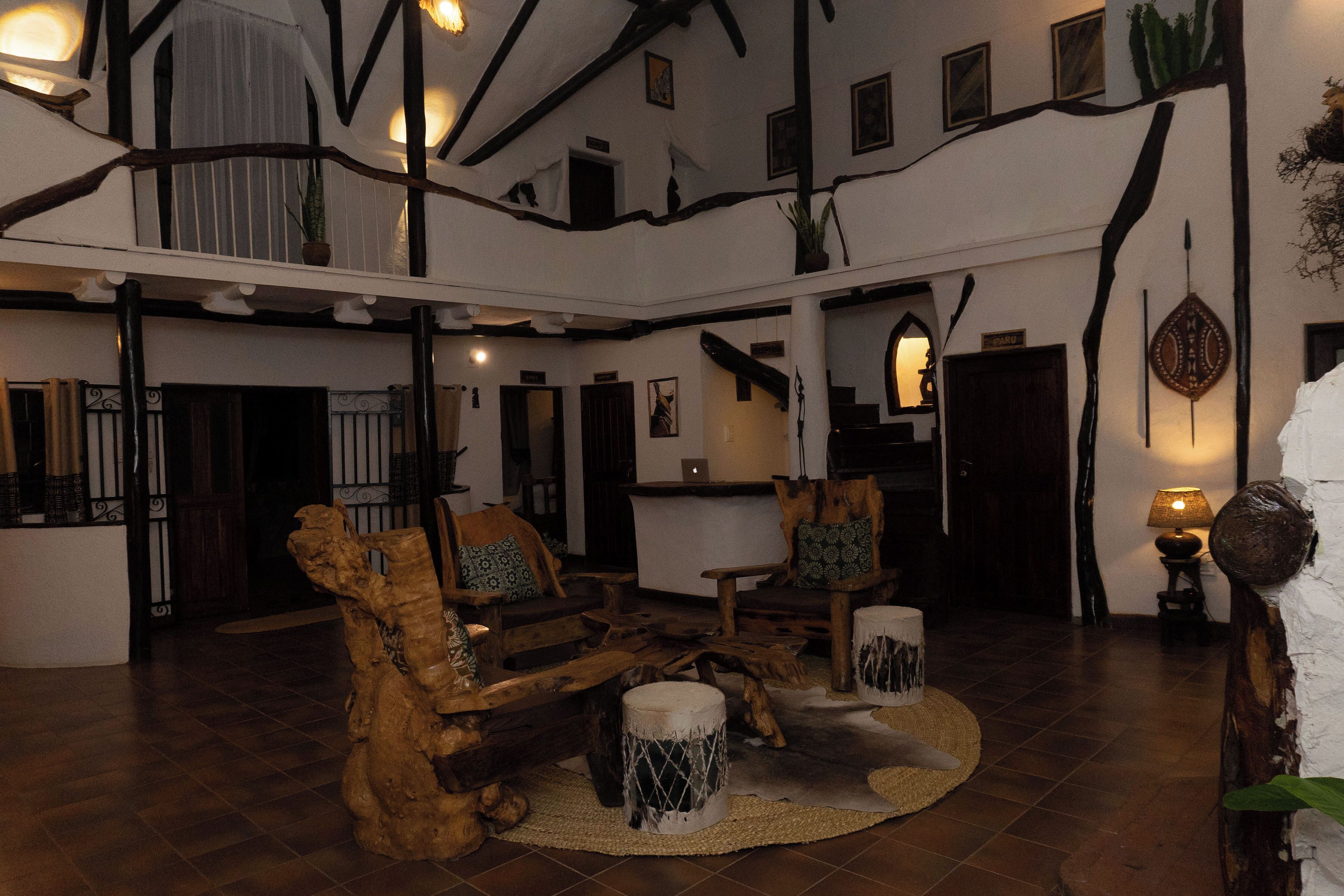 المنشأة من الداخل