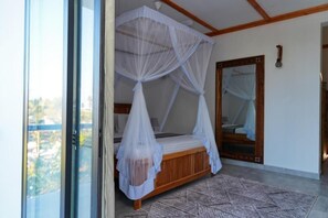 Deluxe Double Room, Balcony, Garden View | Desk, free WiFi, bed sheets - Changarawe Hotel & Retreat (Pongwe)