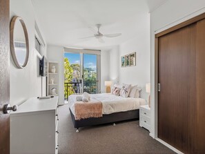 Apartment, 3 Bedrooms | Free WiFi