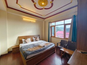 Familien-Doppel- oder -Zweibettzimmer