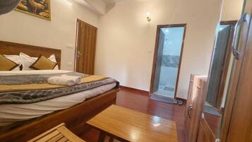 Double Room Single Use | Free WiFi