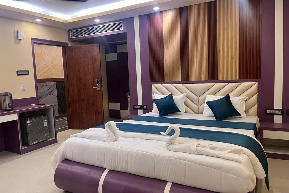 Royal Classic Hotel