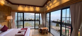 Evri Hotels & Resorts