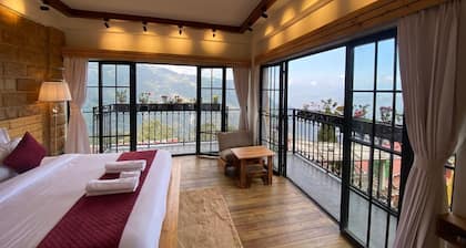 Evri Hotels & Resorts