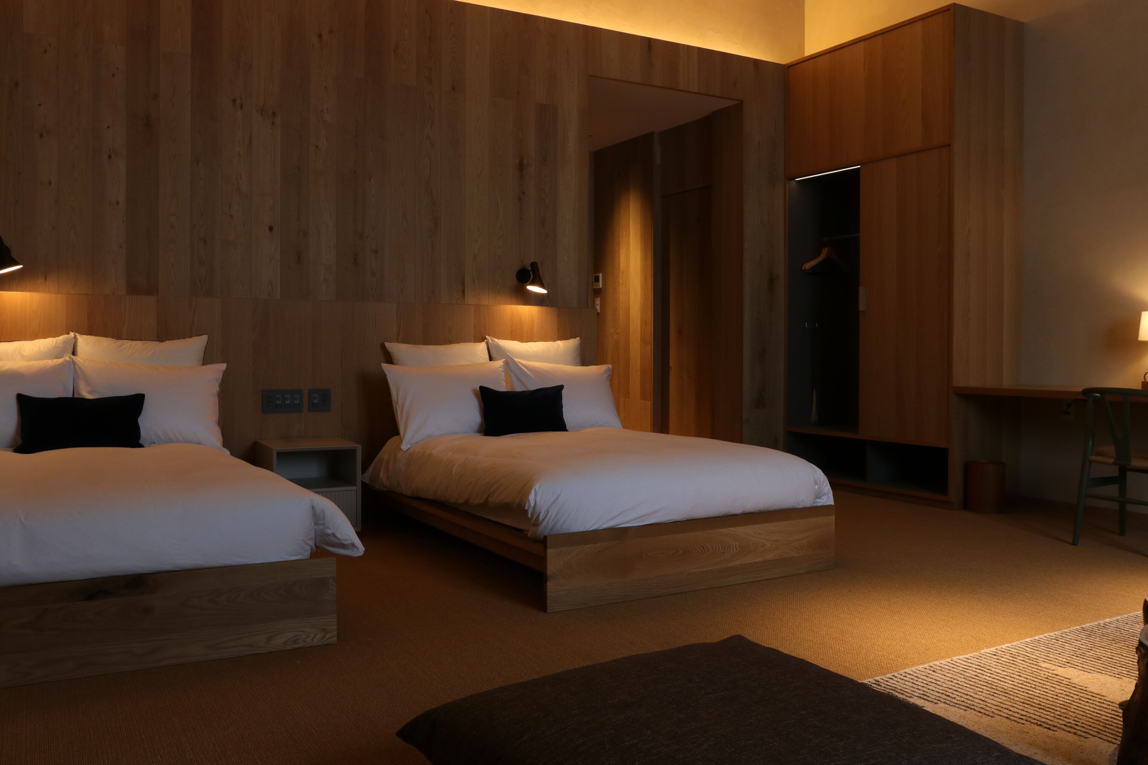 2 Semi-Double Beds · 52 sqm [101/102/103] [Calm Heritage] | Individually decorated, individually furnished, desk, free WiFi