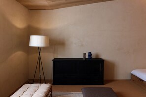 Twin Room | Interior - HACIENDA KARUIZAWA (Karuizawa)