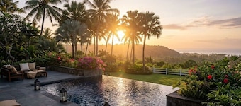 Pristine North Shore Nine Bedroom Estate Overlooking The Pacific Ocean