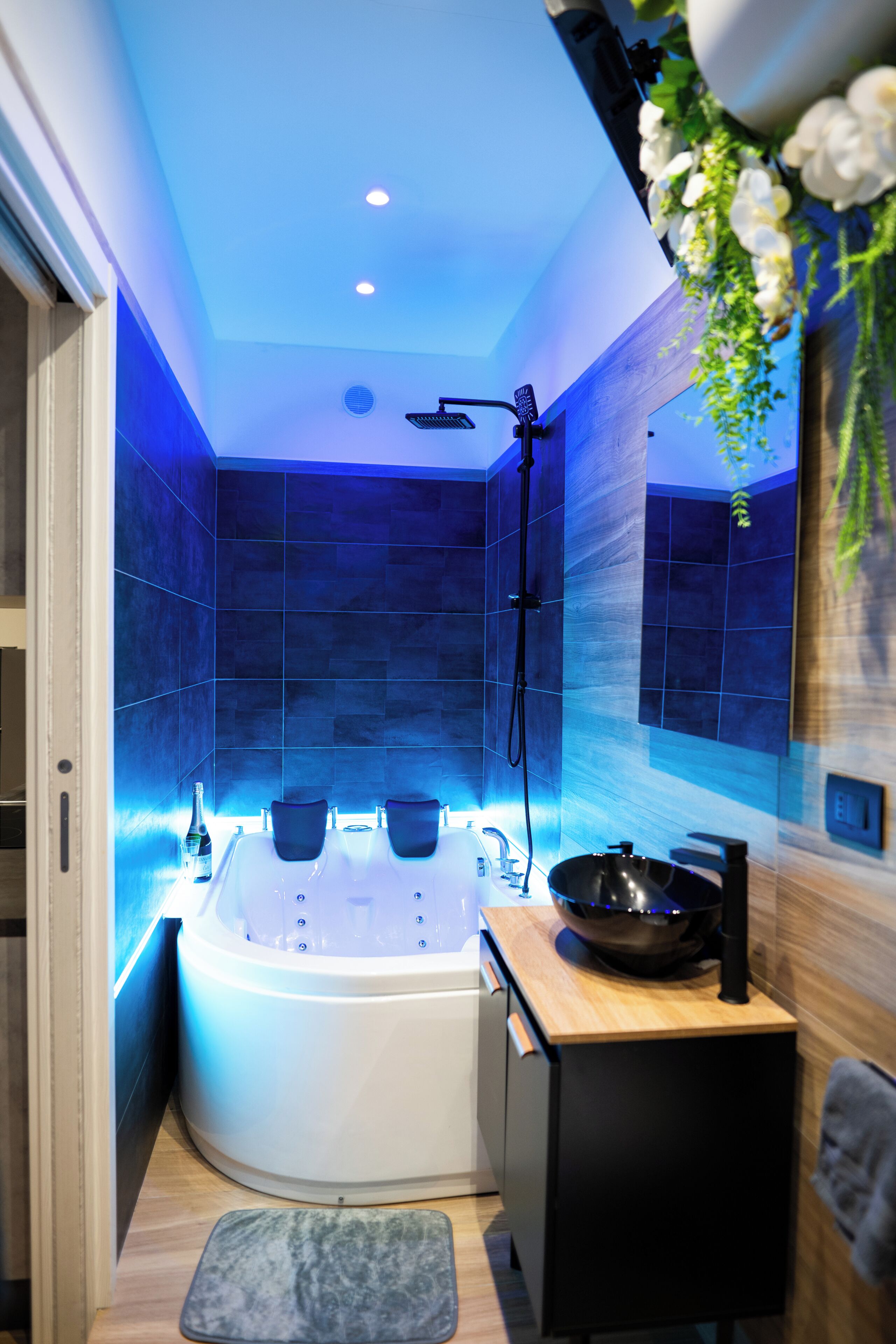 Whirlpool, Haartrockner, Bidet, Handtücher